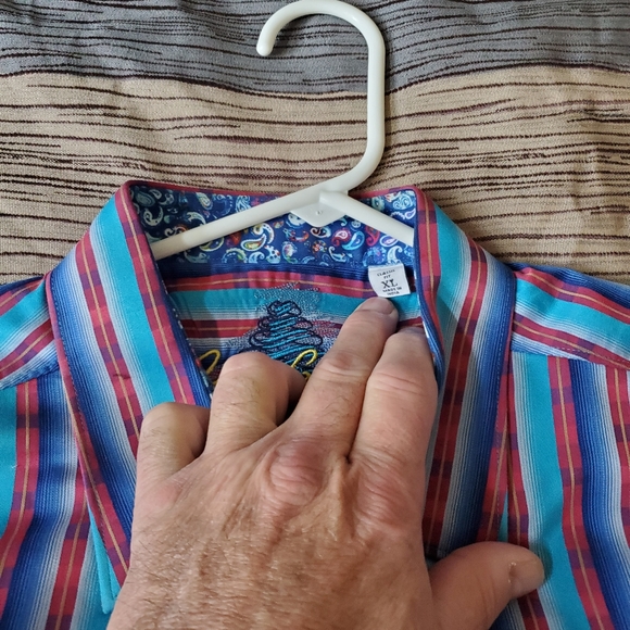 Robert Graham shirt - Picture 2 of 3